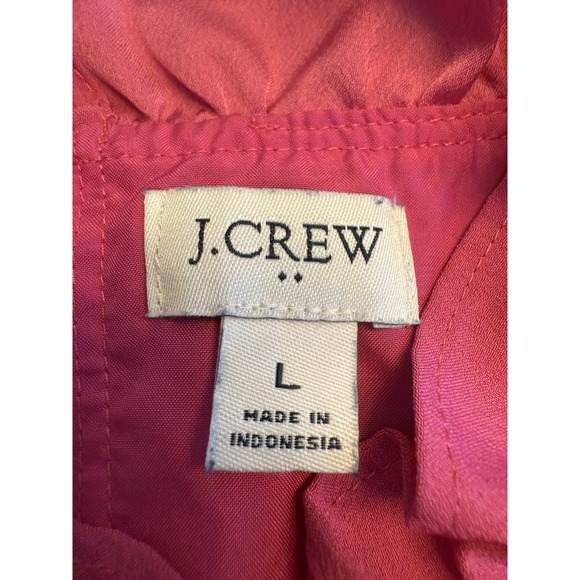 Sleeveless Ruffle-Neck Blouse - Picture 6 of 9